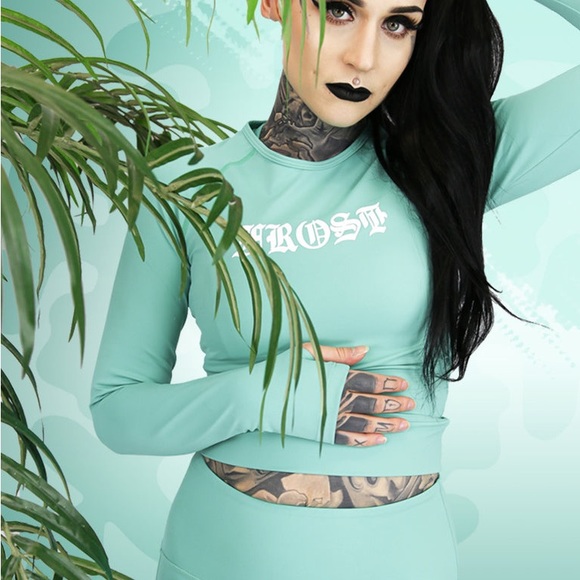 Cropped Active Long Sleeved Top - XL - 2 Colours Avail - Picture 6 of 6